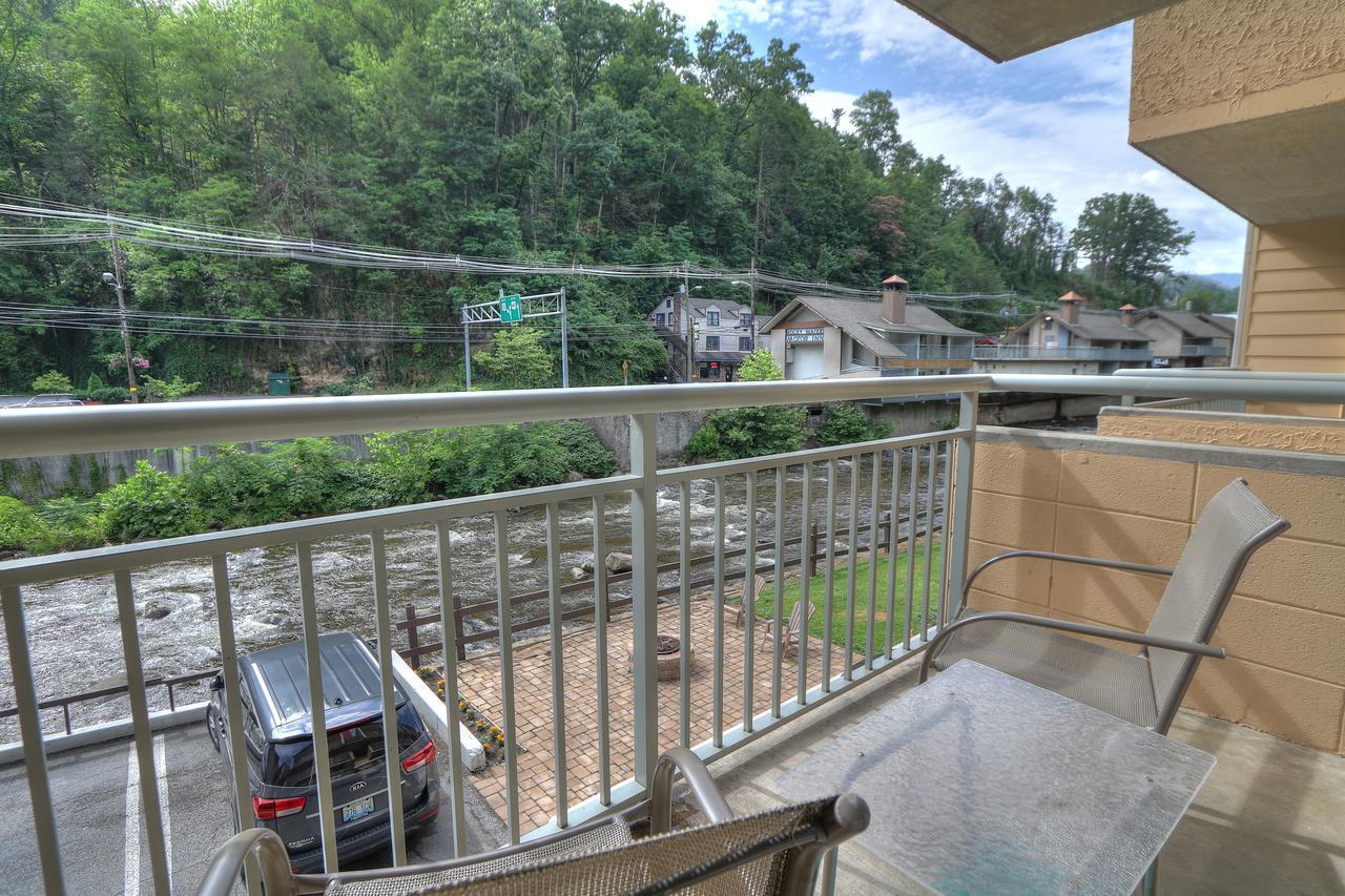 Gatlinburg River Inn ภายนอก รูปภาพ